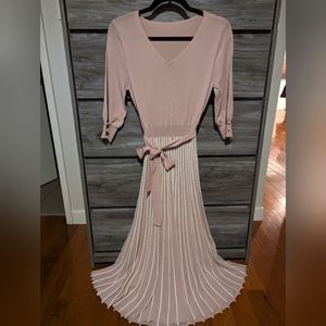 Pink (casual fabric) maxi dress with tie